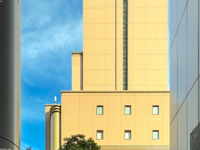 Parya Grand Hotel